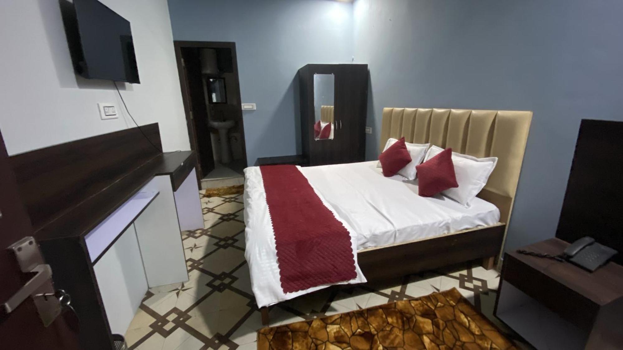 Dharohar Homestay By Yatrimap Rishīkesh Buitenkant foto